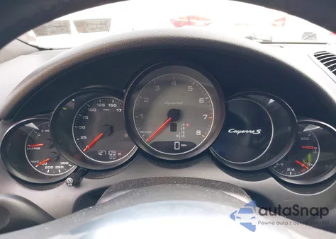 2013 Porsche Cayenne Hybrid S z USA, uszkodzony, nr VIN WP1AE2A29DLA15374